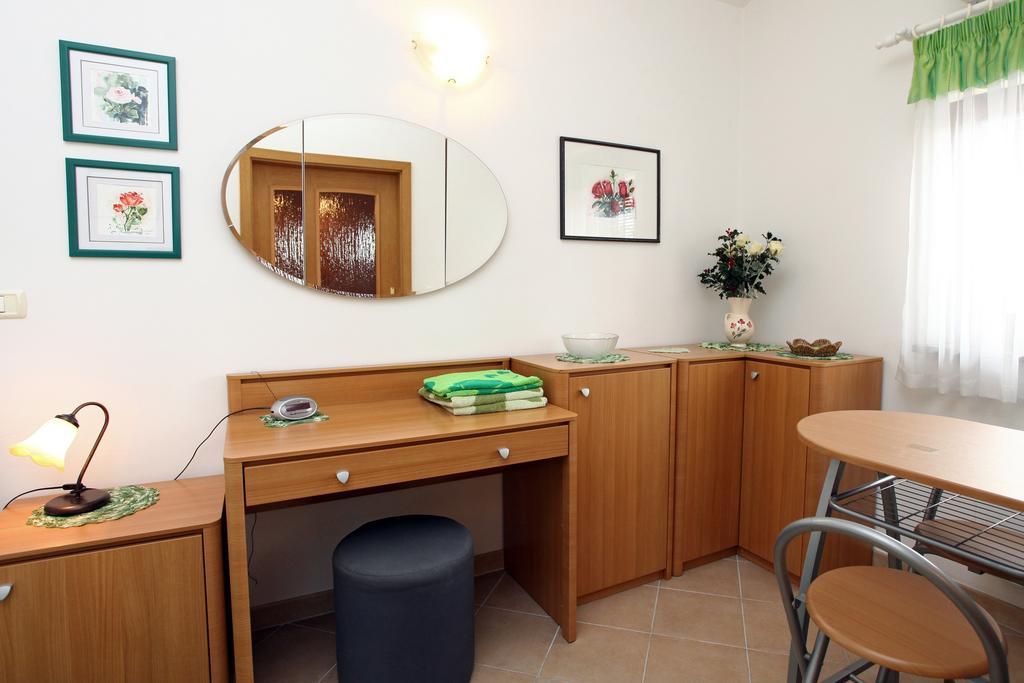 Parenzana Sea View Apartments Sk بورتوروز المظهر الخارجي الصورة