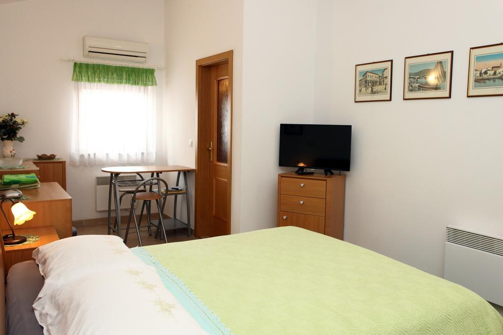 Parenzana Sea View Apartments Sk بورتوروز المظهر الخارجي الصورة