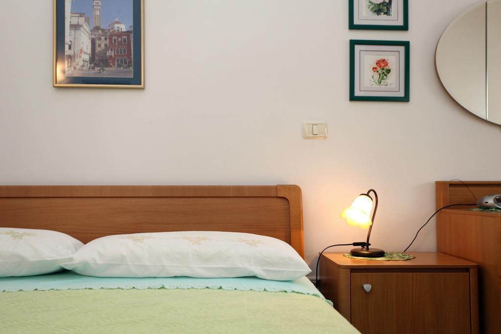 Parenzana Sea View Apartments Sk بورتوروز المظهر الخارجي الصورة
