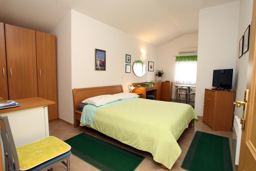 Parenzana Sea View Apartments Sk بورتوروز المظهر الخارجي الصورة
