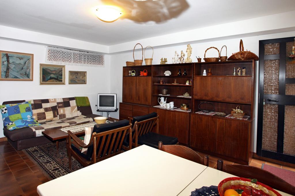 Parenzana Sea View Apartments Sk بورتوروز المظهر الخارجي الصورة